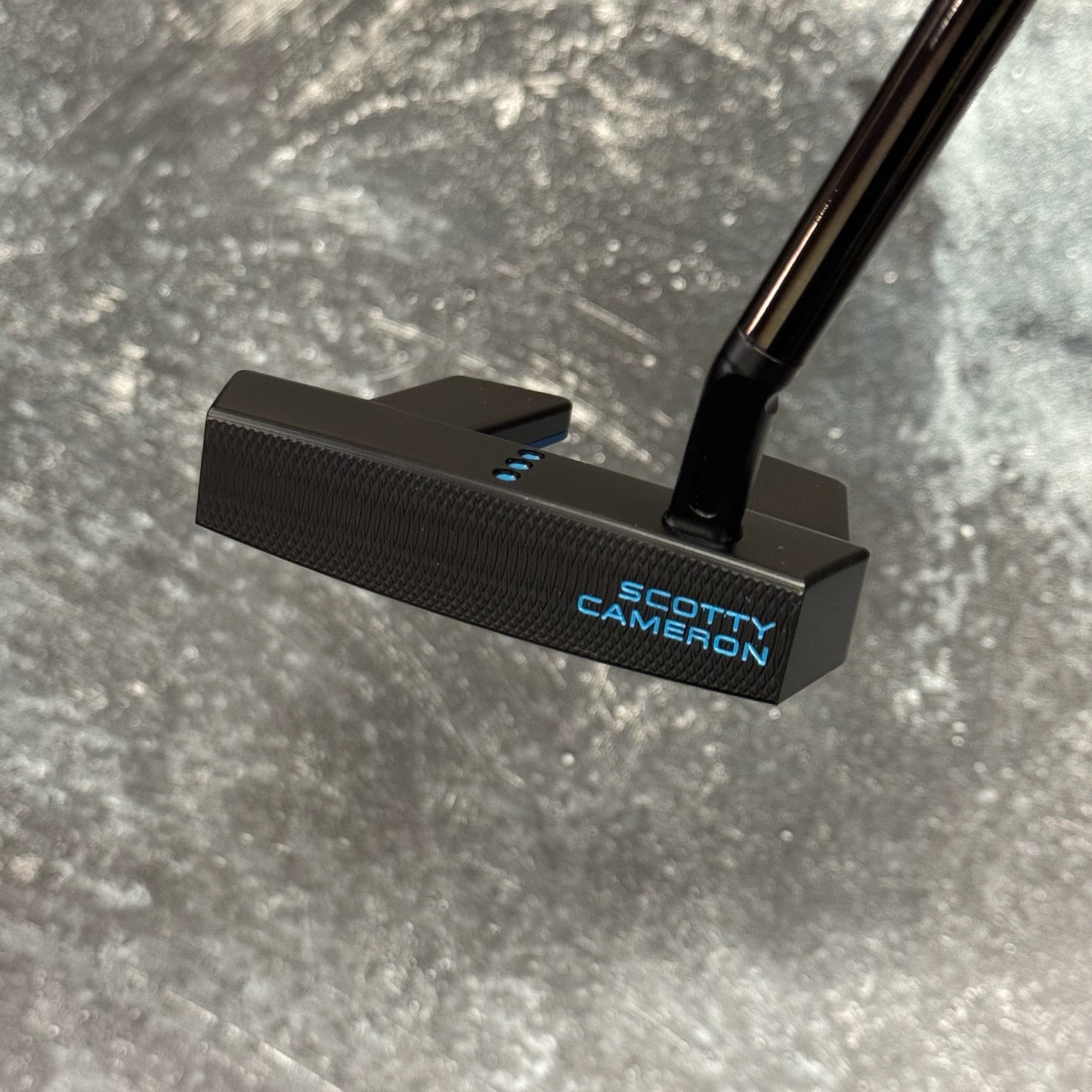 Scotty Cameron Phantom 5.5 Black PVD – Embrace Putters
