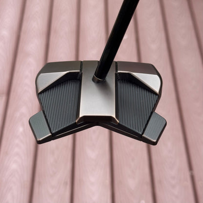 Left Handed Scotty Cameron Phantom 11R OC Triple Track Sight Line (Antique Bronze PVD)