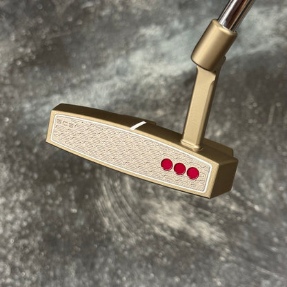 Scotty Cameron Phantom 5.2 (Chromatic Bronze/Pink Anodized)