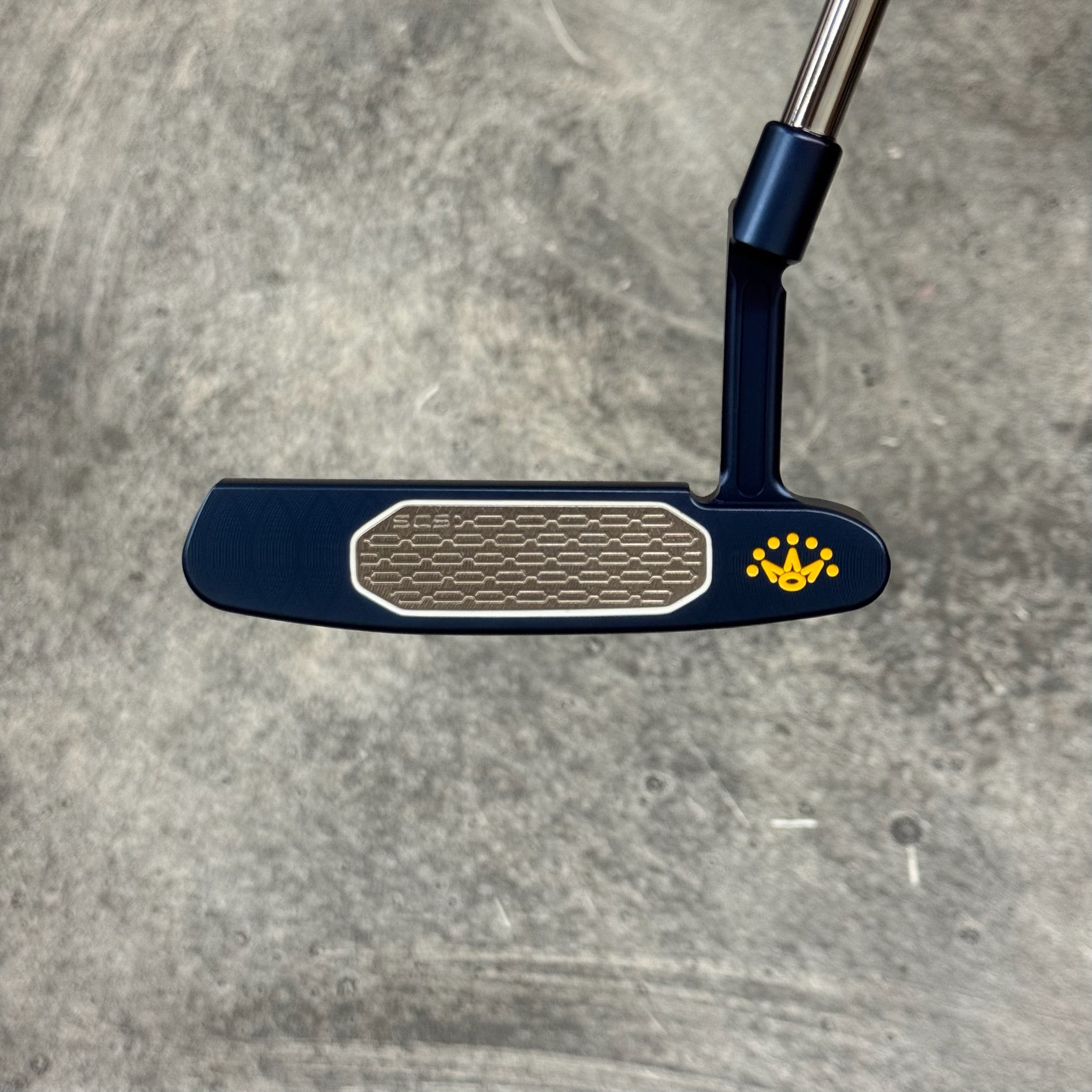 SCOTTY CAMERON ボディバッグ スタジオデザイン Studio Style | Mid-Mallet Putters with Carbon Steel Insert