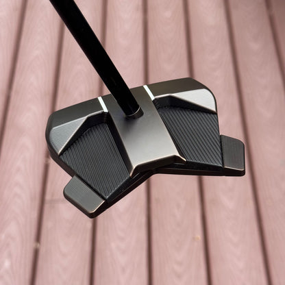 Scotty Cameron Phantom 11R OC Triple Track Sight Line (Antique Bronze PVD)