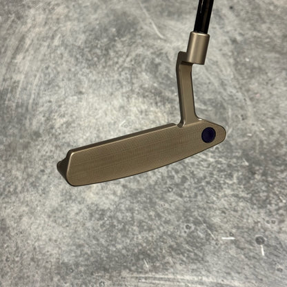 Scotty Cameron Select Newport 2 (Chromatic Bronze Tour Dot)