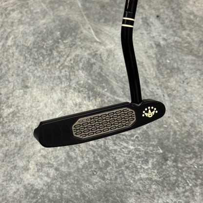 Scotty Cameron Studio Style Newport (Black PVD) Pipe Neck