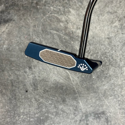 Scotty Cameron Studio Style Squareback (Blue PVD)