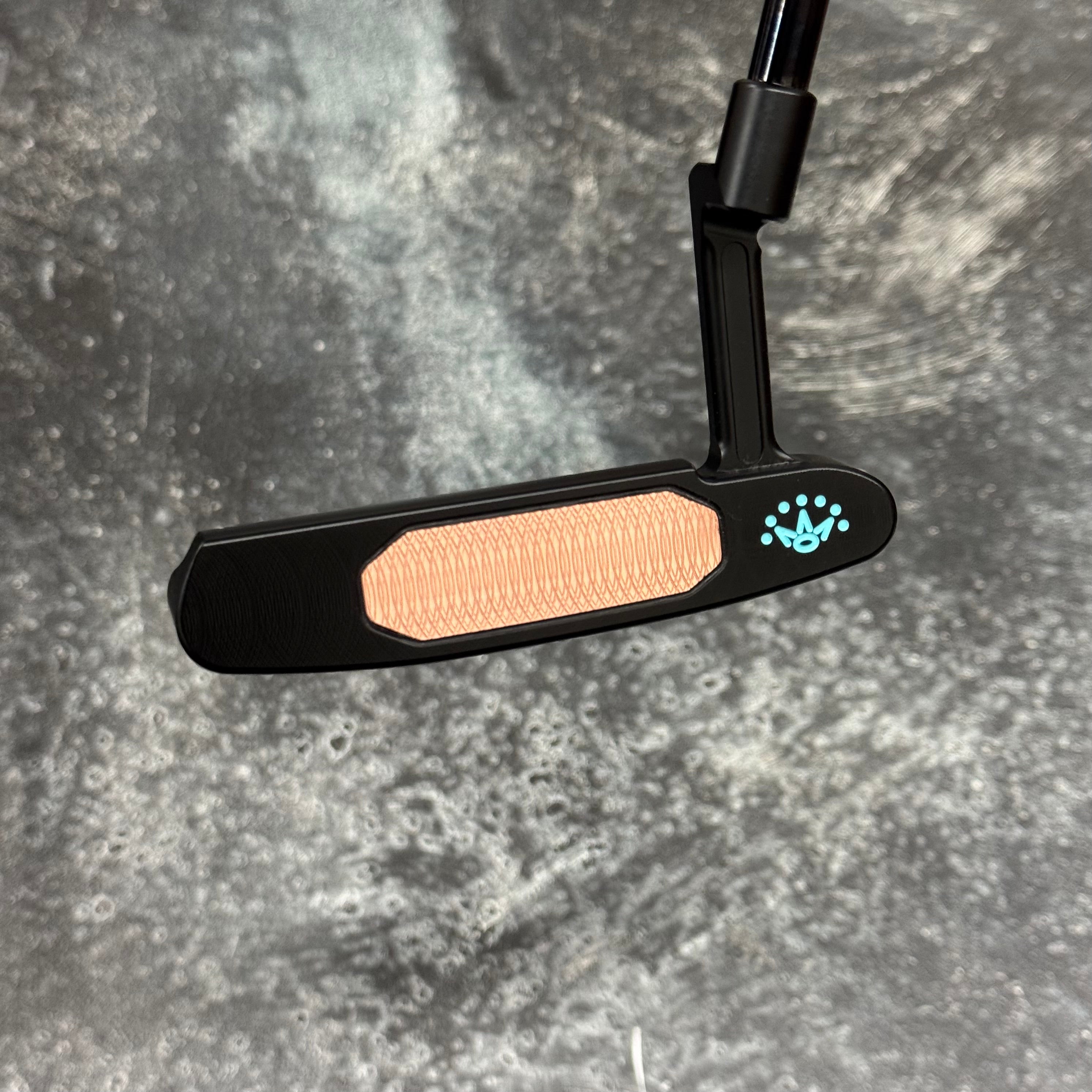 Scotty Cameron Studio Style Newport (Tellurium Copper Face Insert