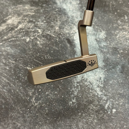 Studio Style Fastback 1.5 Rustic Torched Plumbers Neck