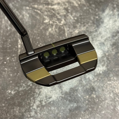 Scotty Cameron Studio Style Fastback 1.5 Black PVD Finish