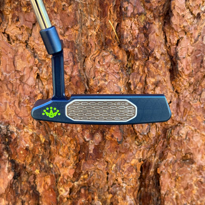 Scotty Cameron Studio Style Newport Plus Putter | Comprare online | Alvarez Scotty Cameron Studio Style Newport Plus Putter | Comprare online | Alvarez
