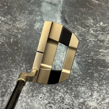 Studio Style Fastback 1.5 Chromatic Bronze Plumbers Neck (Popular Design)