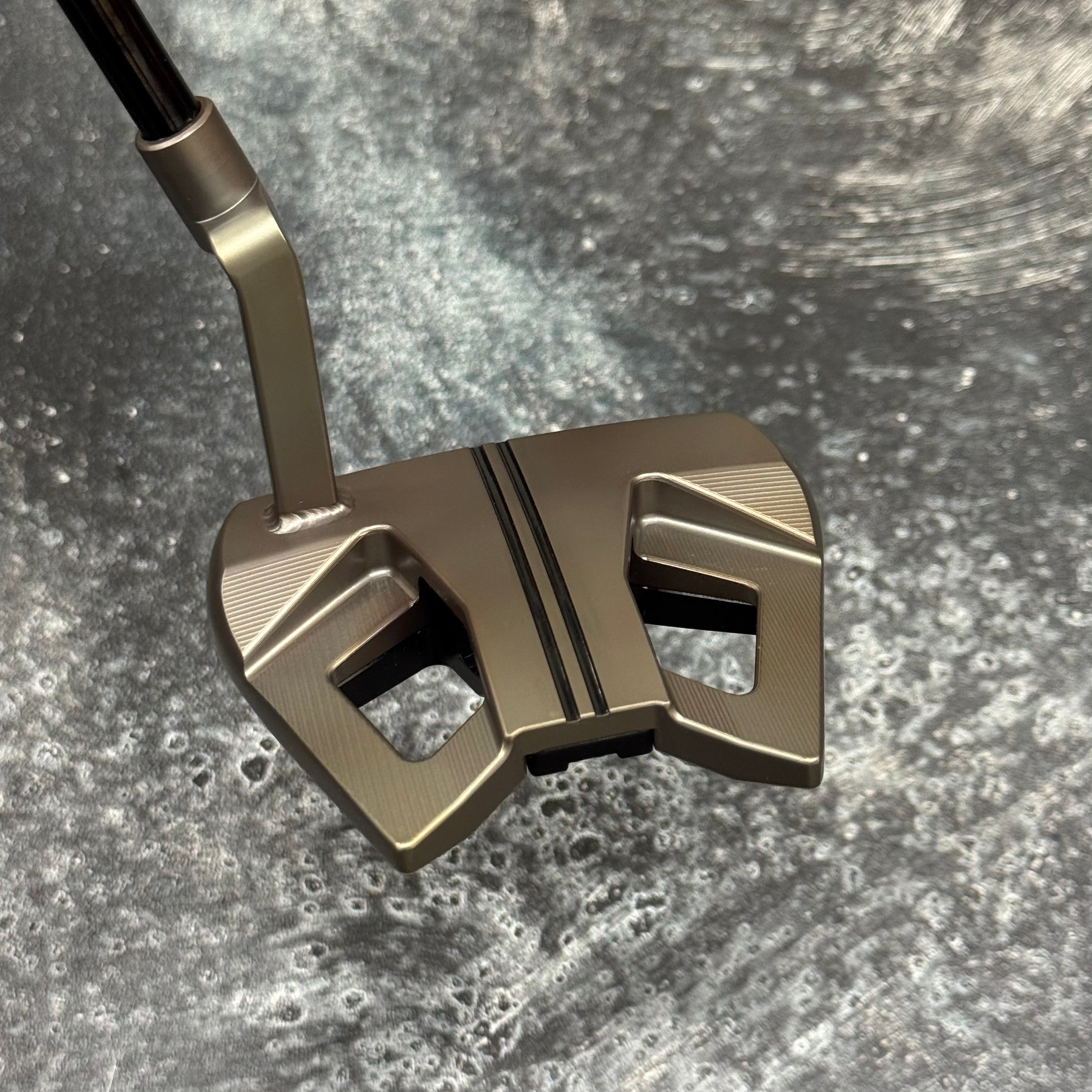 Scotty Cameron Phantom 9 Rustic Torched (Welded Plumbers Neck