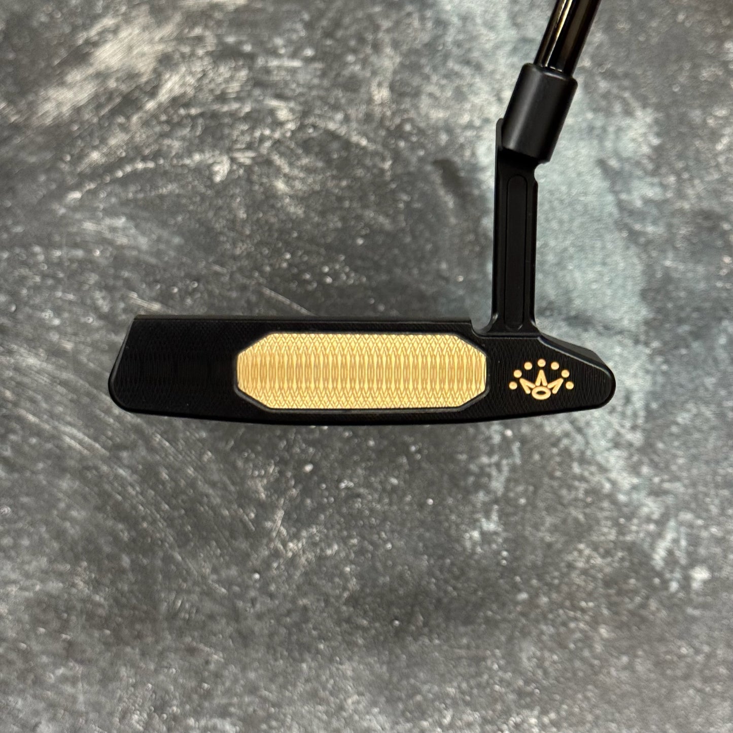 Scotty Cameron Studio Style Newport 2 Bulletback Brass Face Insert (Black PVD)
