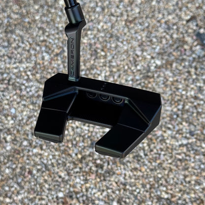 Scotty Cameron Phantom 5.2 (Black Rainbow PVD) Black Paint fill