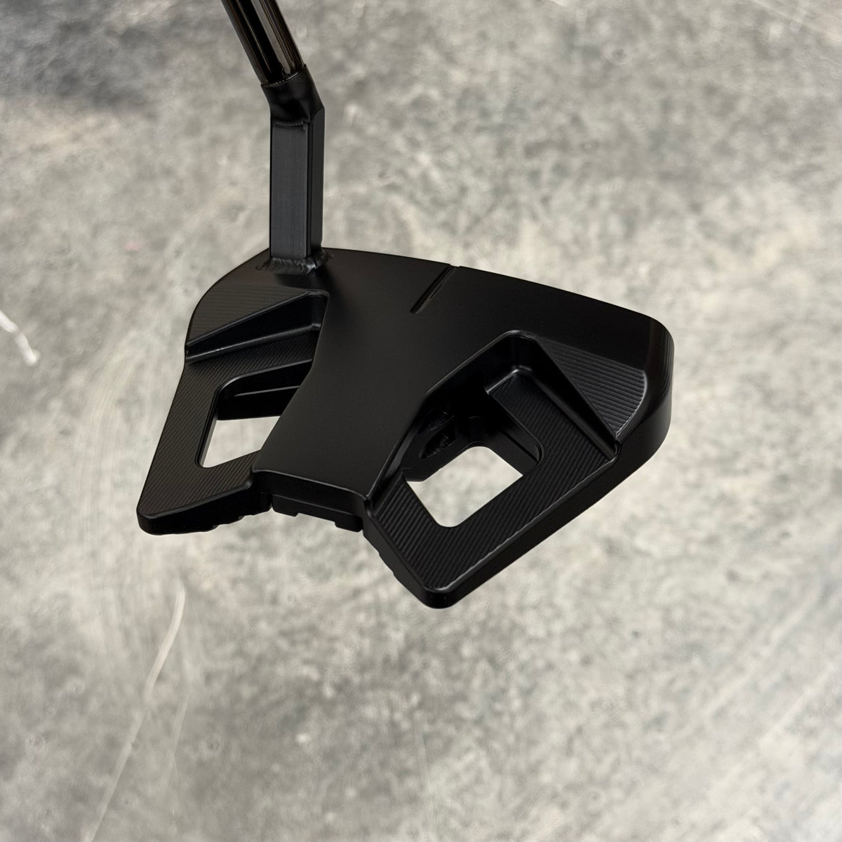 Phantom 9.2R Welded Short Slant Black PVD