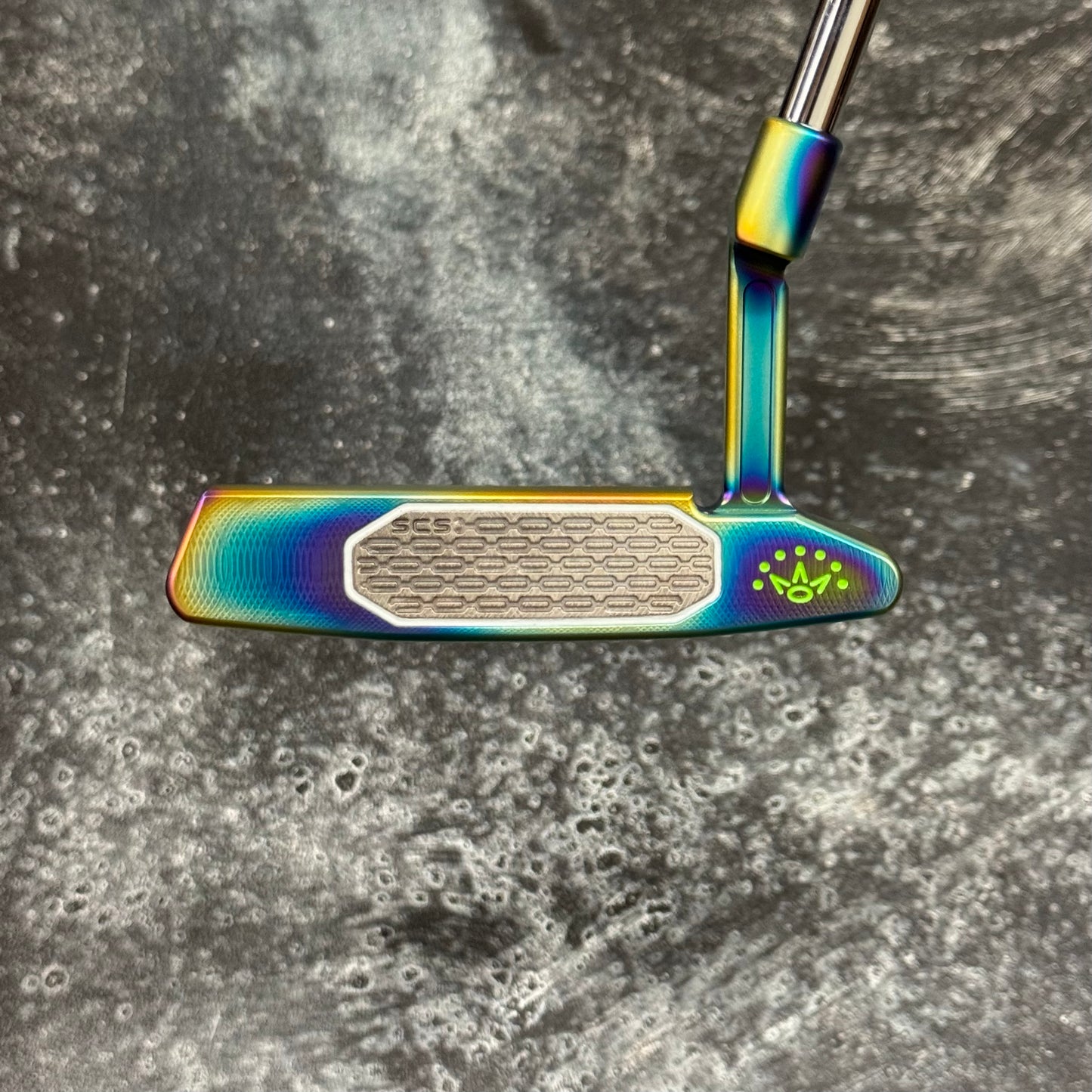 Scotty Cameron Studio Style Newport 2+ (Crazy Rainbow PVD)