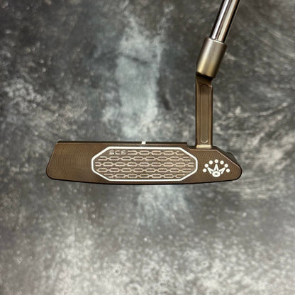 Scotty Cameron Studio Style Squareback 2 (Rustic Torched)
