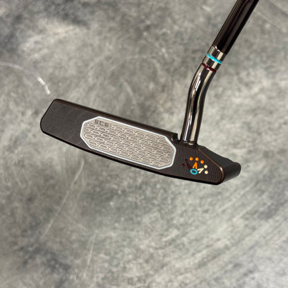 Scotty Cameron Studio Style Newport 2+ Polished Pipe Neck (Antique Bronze PVD)