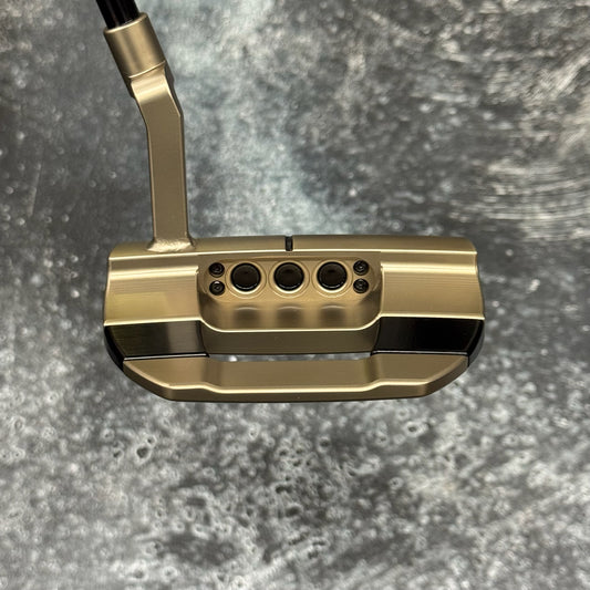 Studio Style Fastback 1.5 Chromatic Bronze Plumbers Neck (Popular Design)