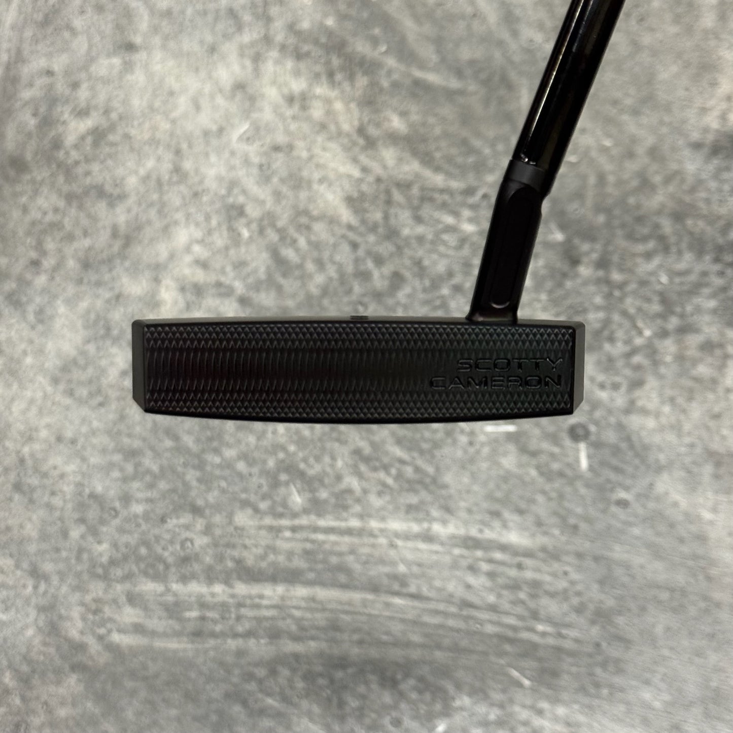 Scotty Cameron Phantom 5.5 (Black Rainbow) Black Paint fill