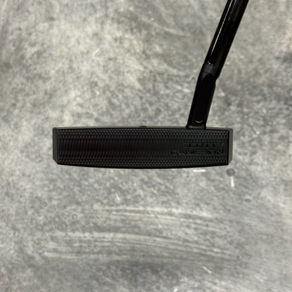 Scotty Cameron Phantom 5.5 (Black Rainbow) Black Paint fill