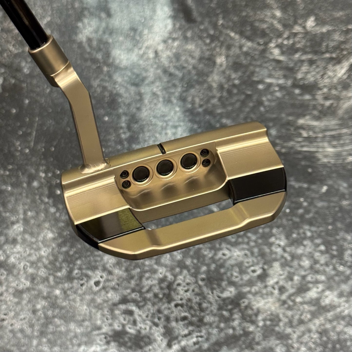 Studio Style Fastback 1.5 Chromatic Bronze Plumbers Neck (Popular Design)