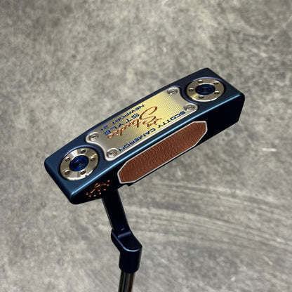 Scotty Cameron Studio Style Newport 2+ (Blue PVD & Copper Face Insert)