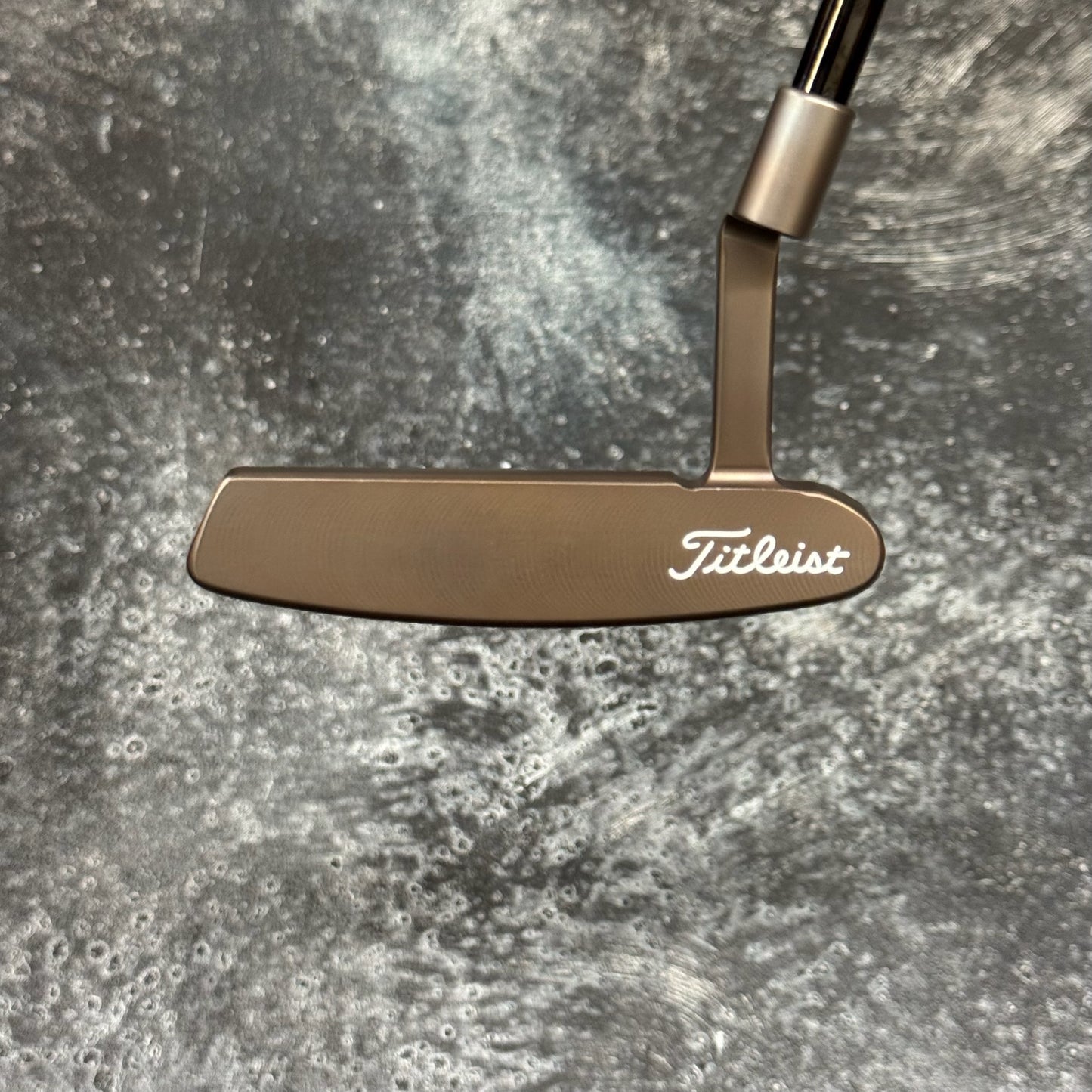 Scotty Cameron Studio Stainless Newport (Rustic Torched Finish)