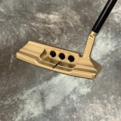 Left Handed Scotty Cameron Super Select Newport 2.5+ Chromatic Bronze