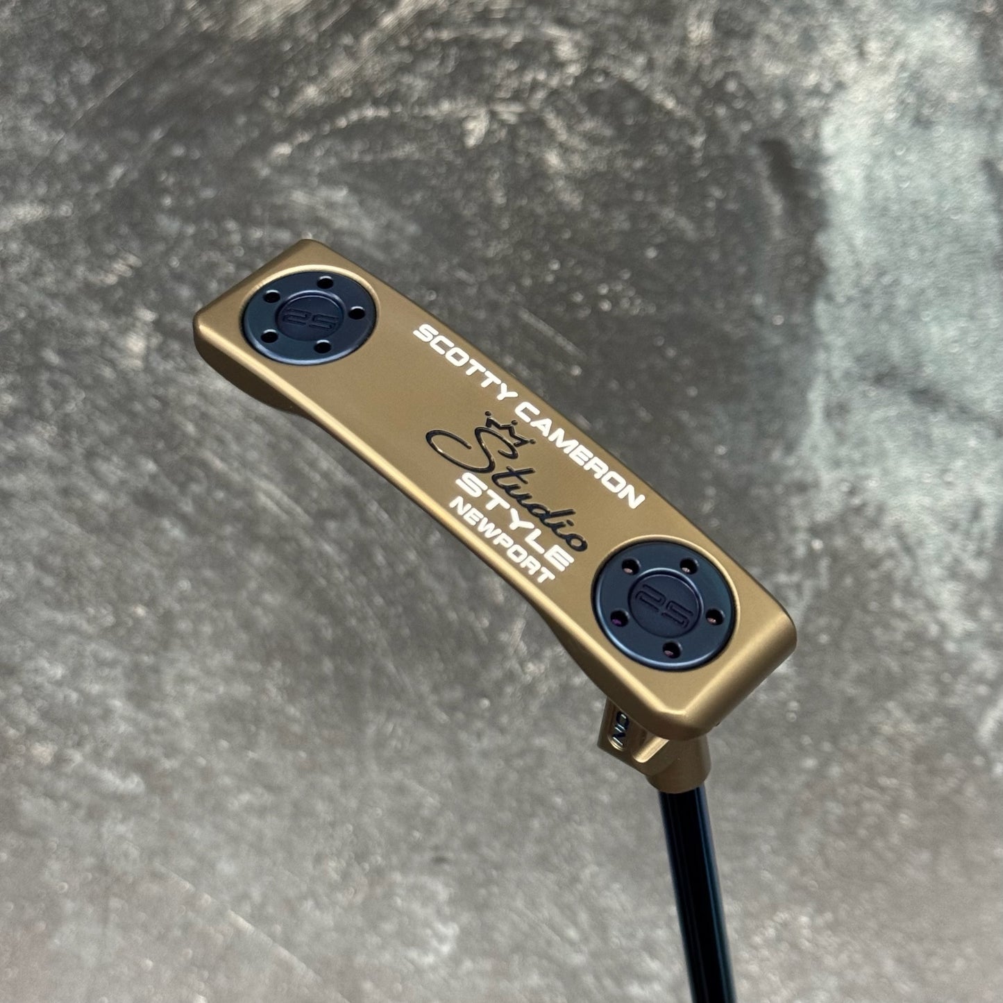 Scotty Cameron Studio Style Newport (Chromatic Bronze Torched)