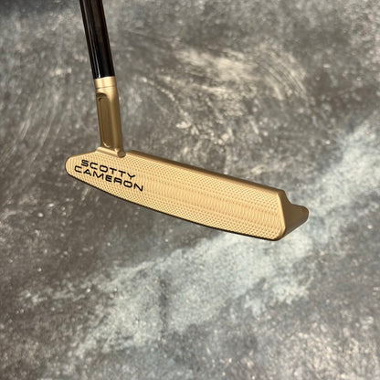 Left Handed Scotty Cameron Super Select Newport 2.5+ Chromatic Bronze