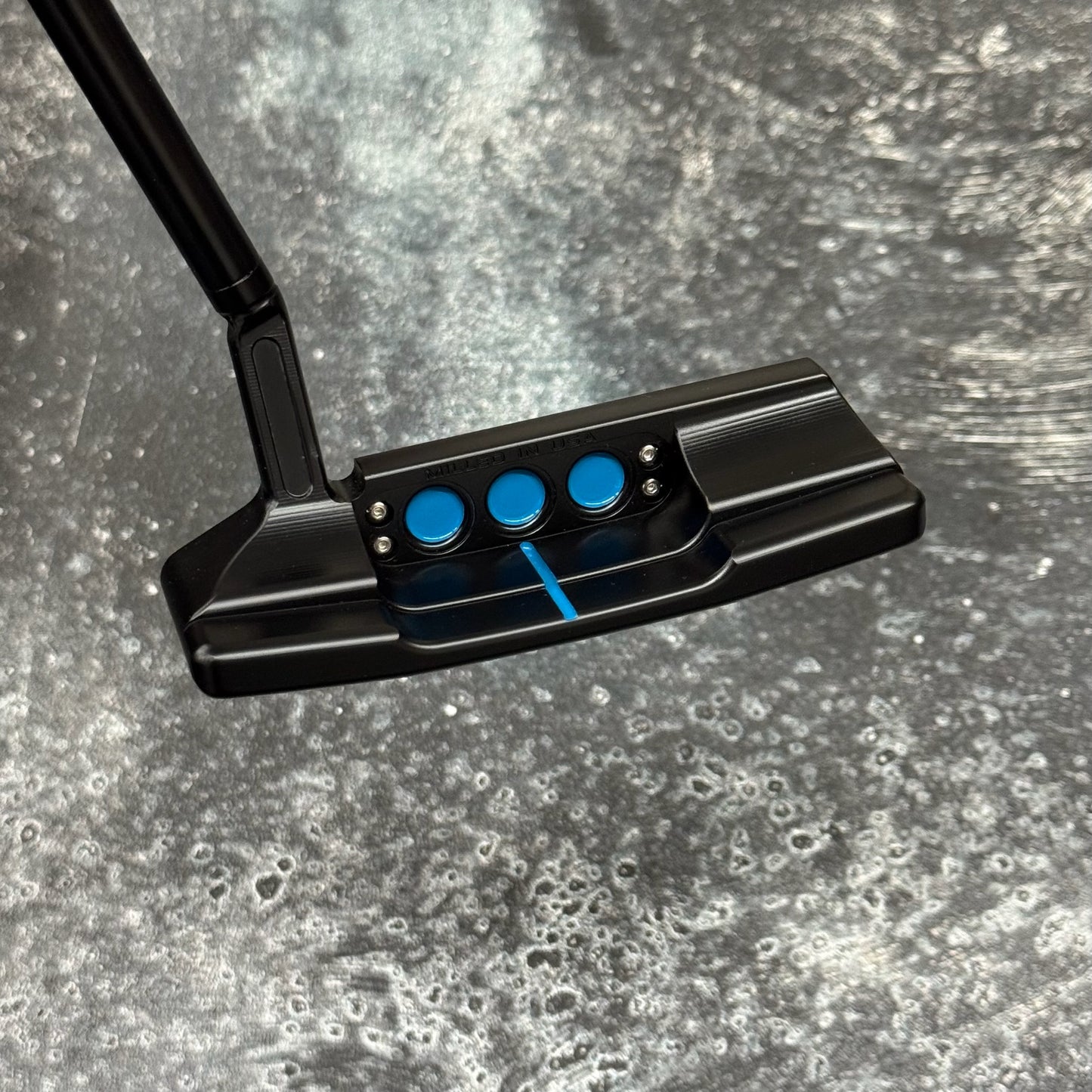 Scotty Cameron Studio Style Newport 2.5+ (Black PVD)