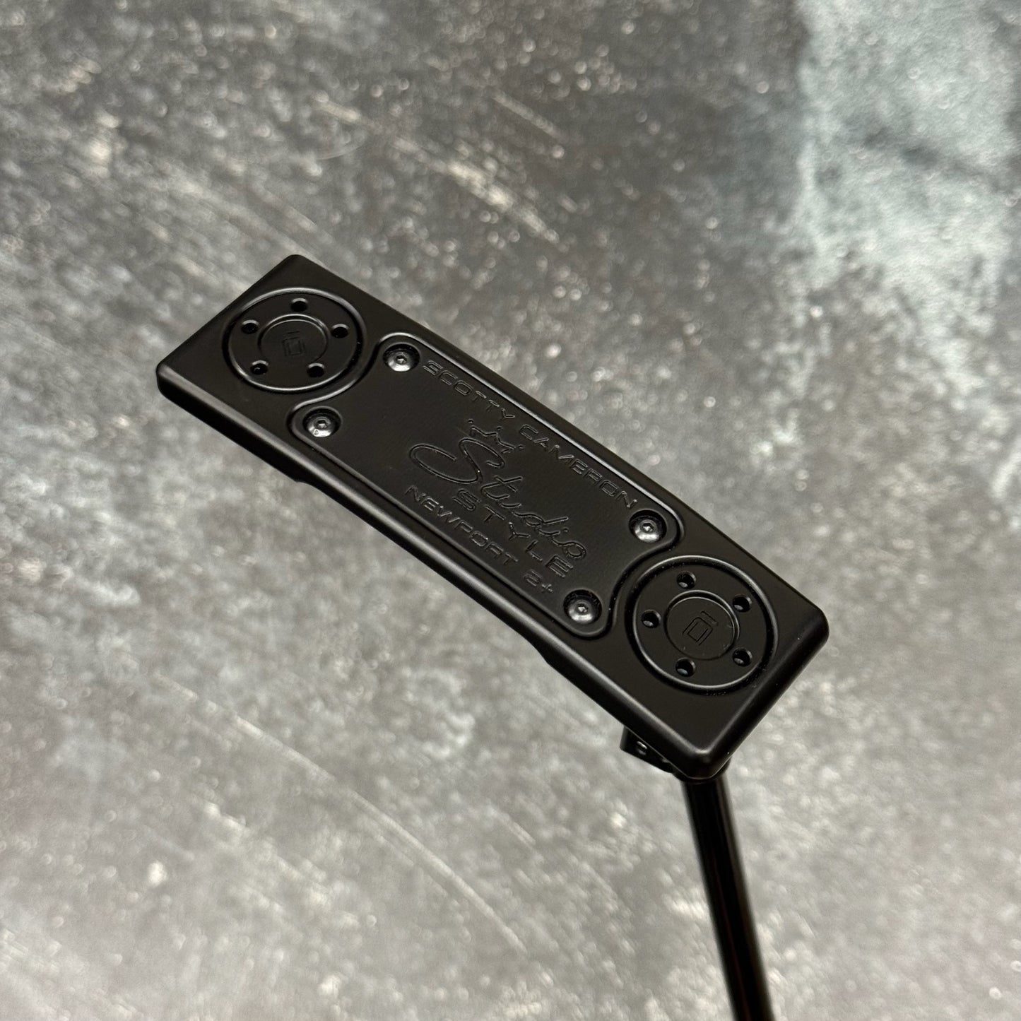 Scotty Cameron Studio Style Newport 2+ (Black PVD)