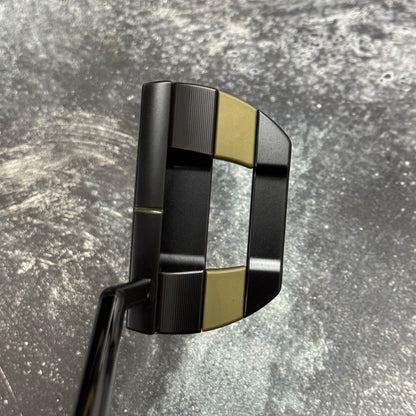Scotty Cameron Studio Style Fastback 1.5 Black PVD Finish
