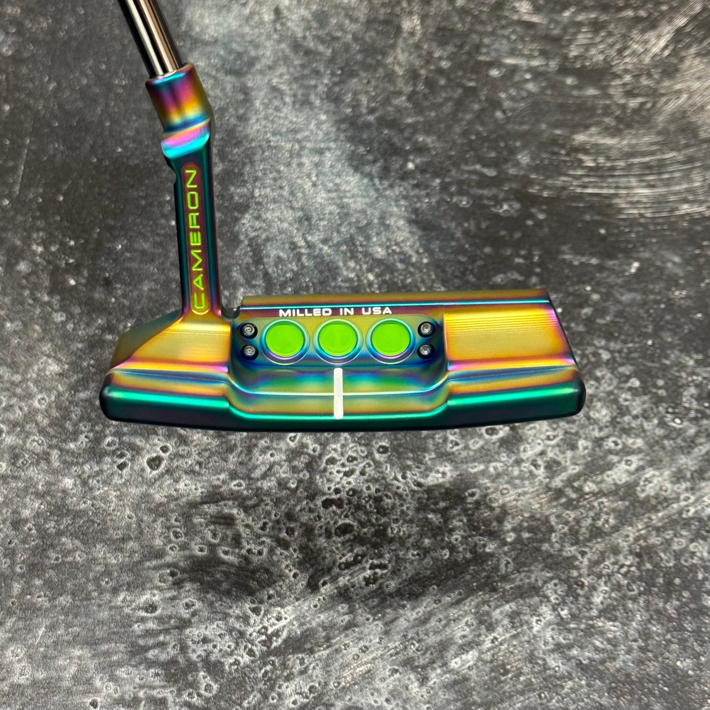 Scotty Cameron Studio Style Newport 2+ (Crazy Rainbow PVD)