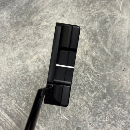 Scotty Cameron Super Select Newport 2.5+ (Black PVD)