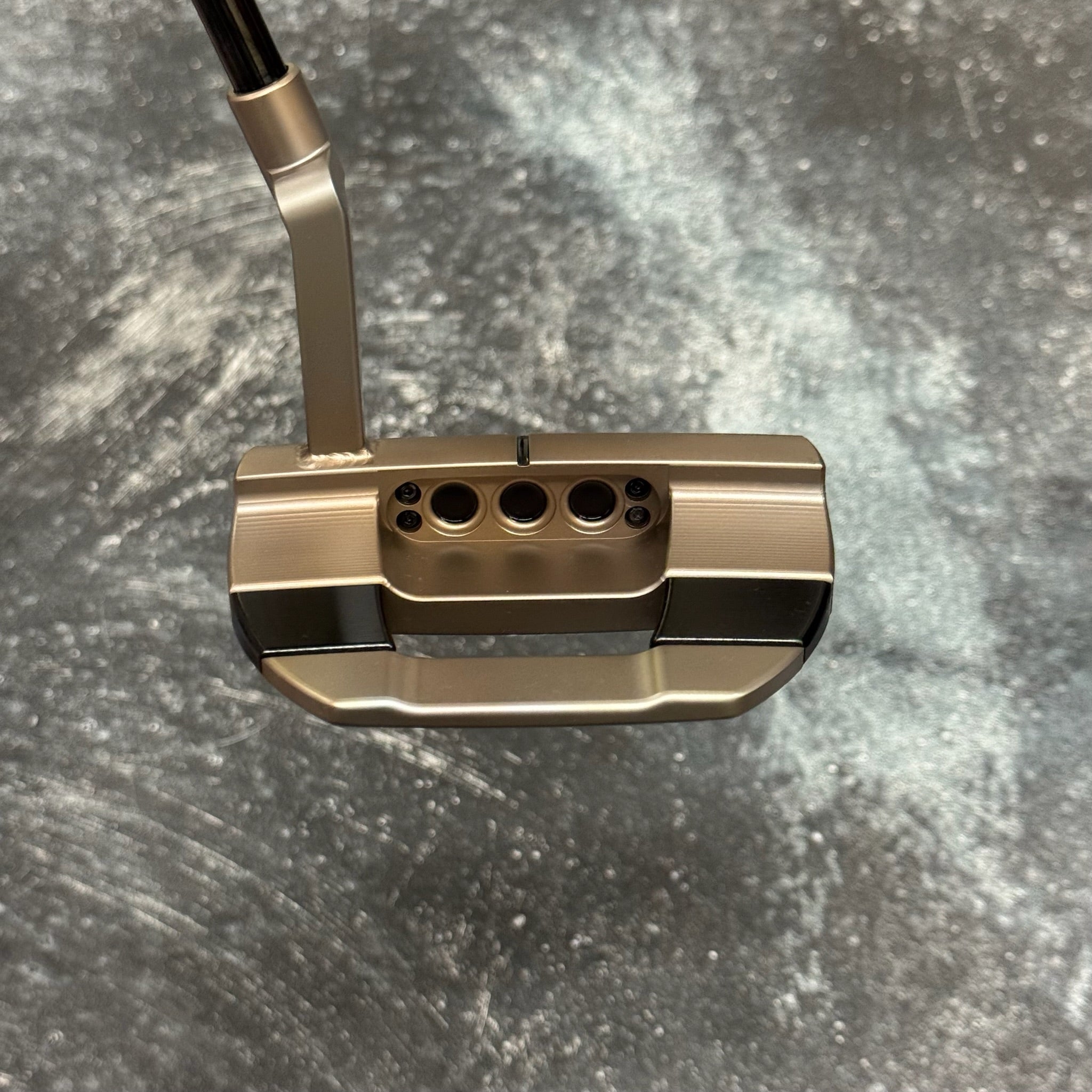 Rusted Style Putter Studio Style Fastback 1.5 Rustic Torched Plumbers Neck – Embrace Putters