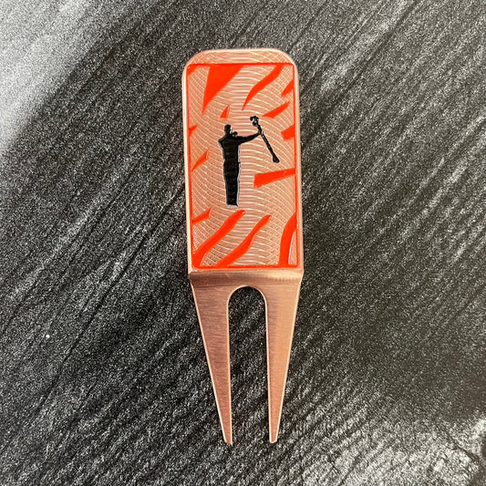 Tiger Twirl Divot Tool